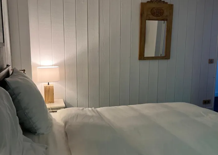 D'hotes - Village Petit Piquey *