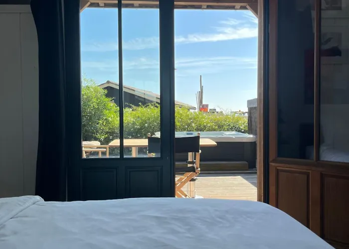 D'hotes - Village Petit Piquey *